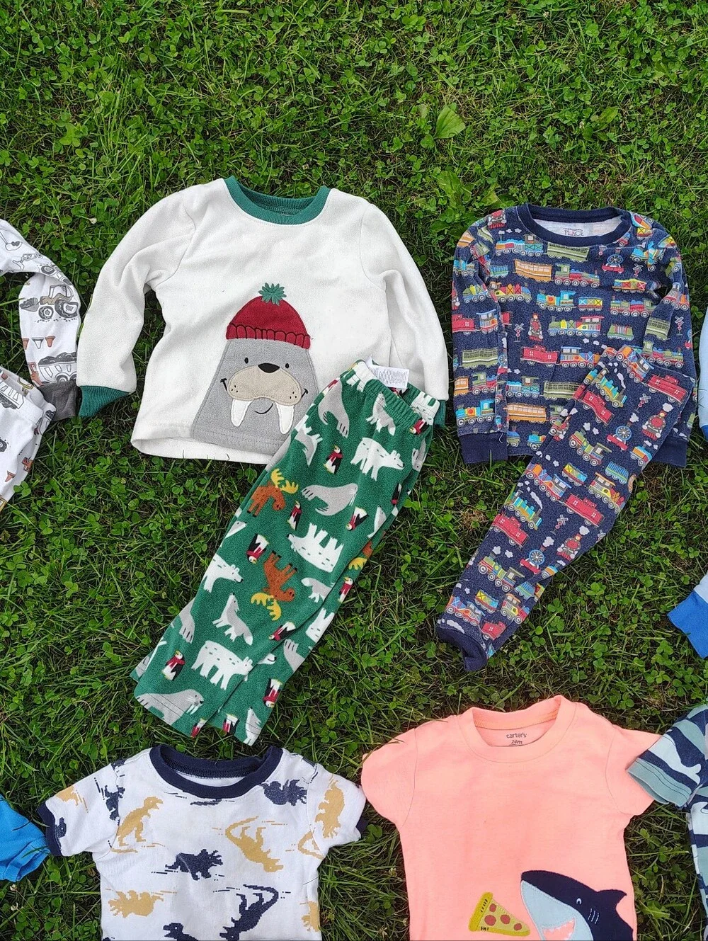 Lot of 18-24 month pajama sets (Carter's, Old Navy, Gymboree, Children's Place)